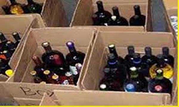 सीवान में पिकअप वैन से विदेशी शराब बरामद, तीन गिरफ्तार